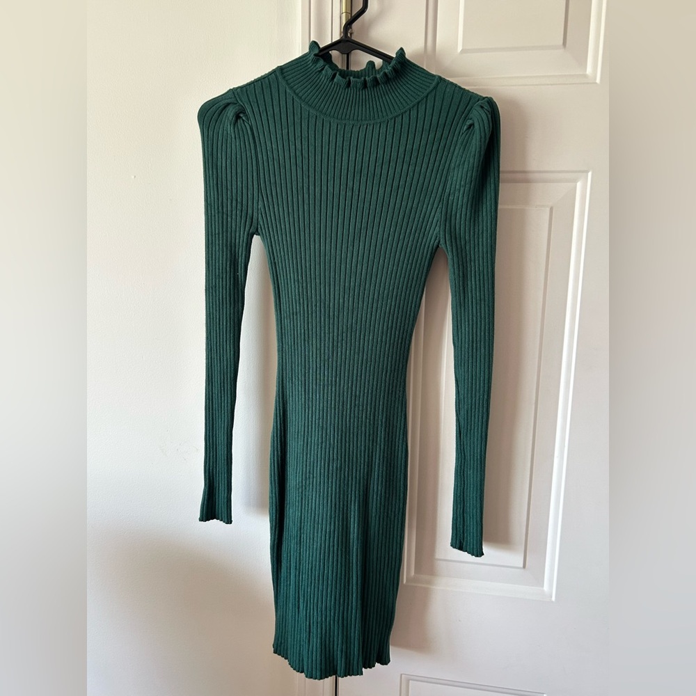 Ribbed Mock Neck Long Sleeve Dress - Emerald Green